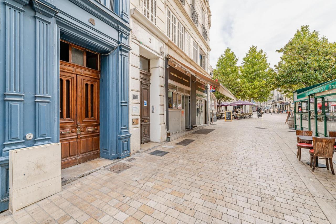 Balcon Filant, Vue 180, Store, Netflix, Clim ,Ascenseur, T2, Acces Avec Code Apartment Marseille Luaran gambar