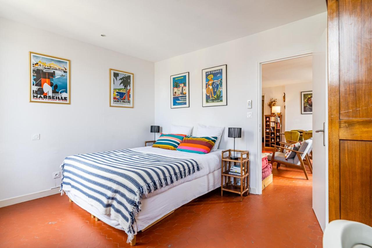 Balcon Filant, Vue 180, Store, Netflix, Clim ,Ascenseur, T2, Acces Avec Code Apartment Marseille Luaran gambar